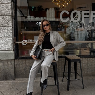 fit in Sandra post image