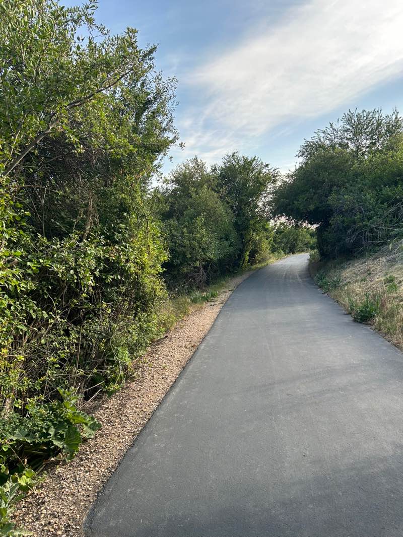 walking near me in Kay's Creek Parkway in summer