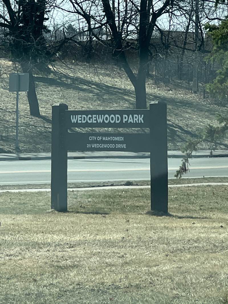 walking near me in Wedgewood Park in spring