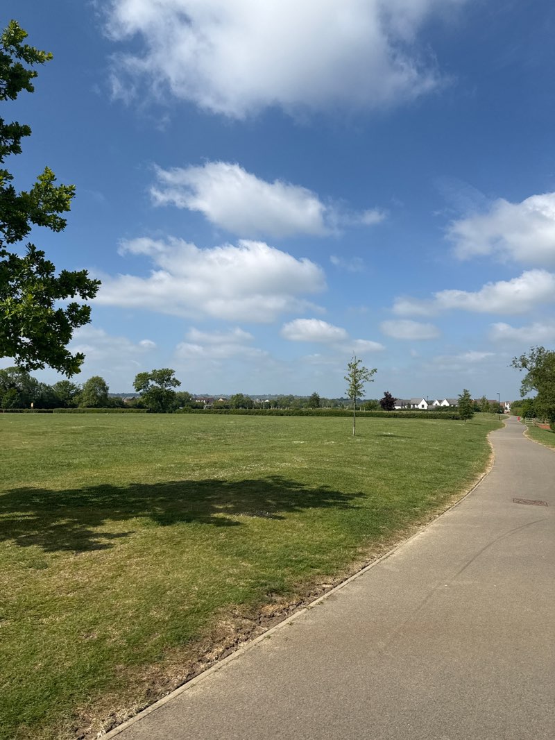 walking near me in Eastern Common in spring