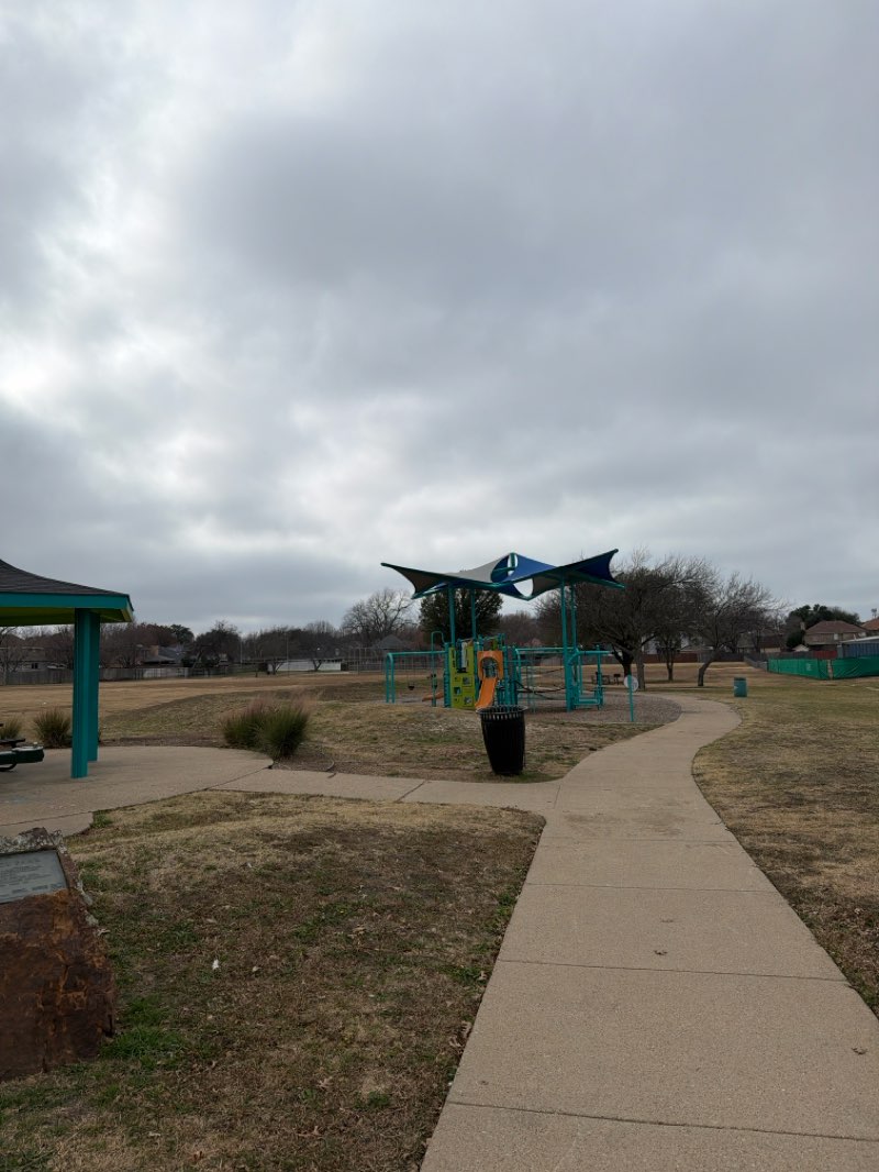 walking near me in Ramsey Park in winter