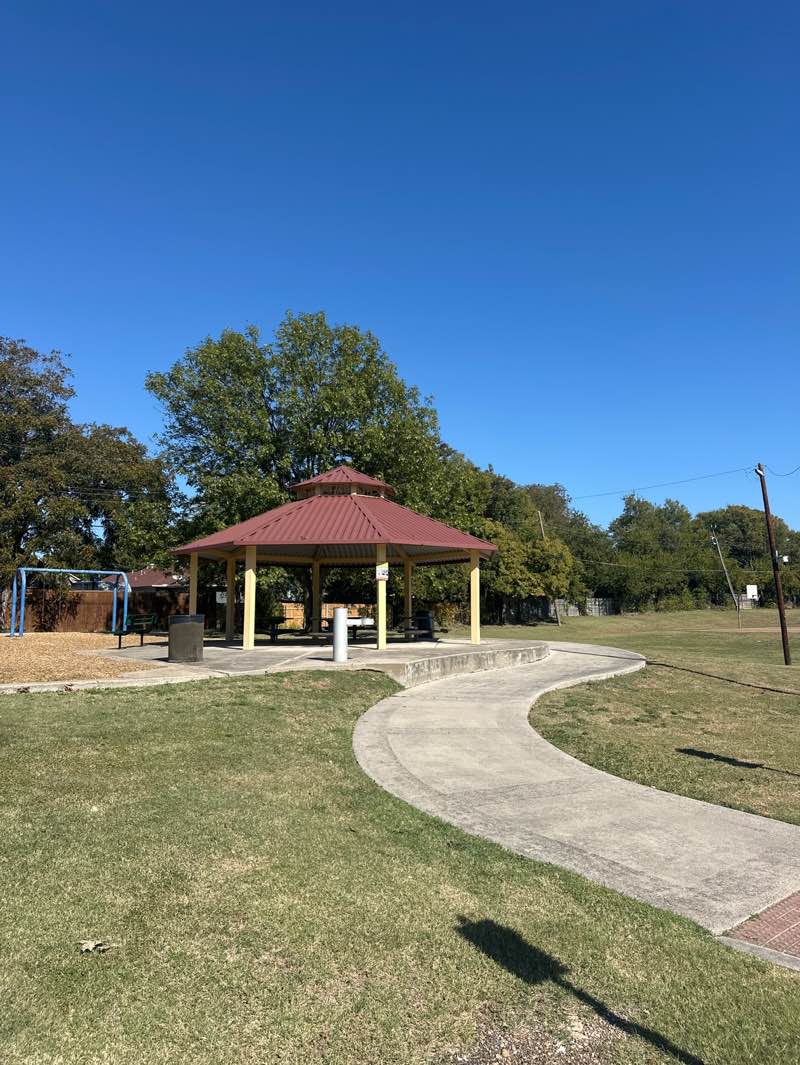 walking near me in Nance-James Park in autumn