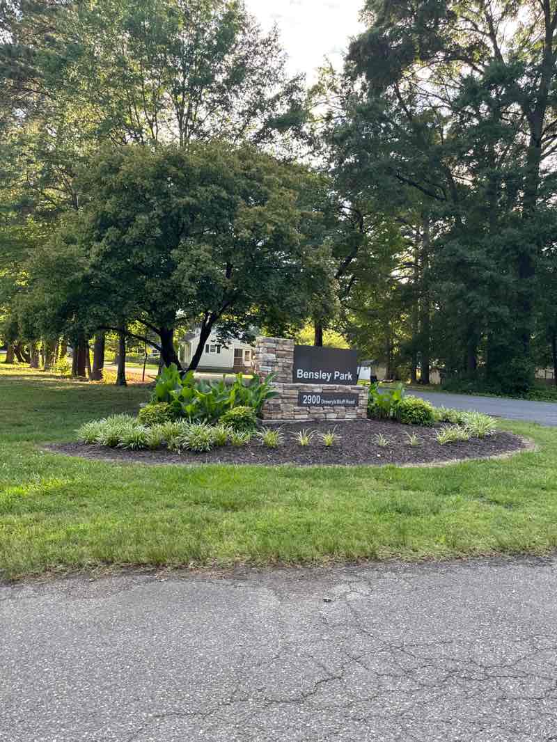 walking near me in Bensley Park in spring