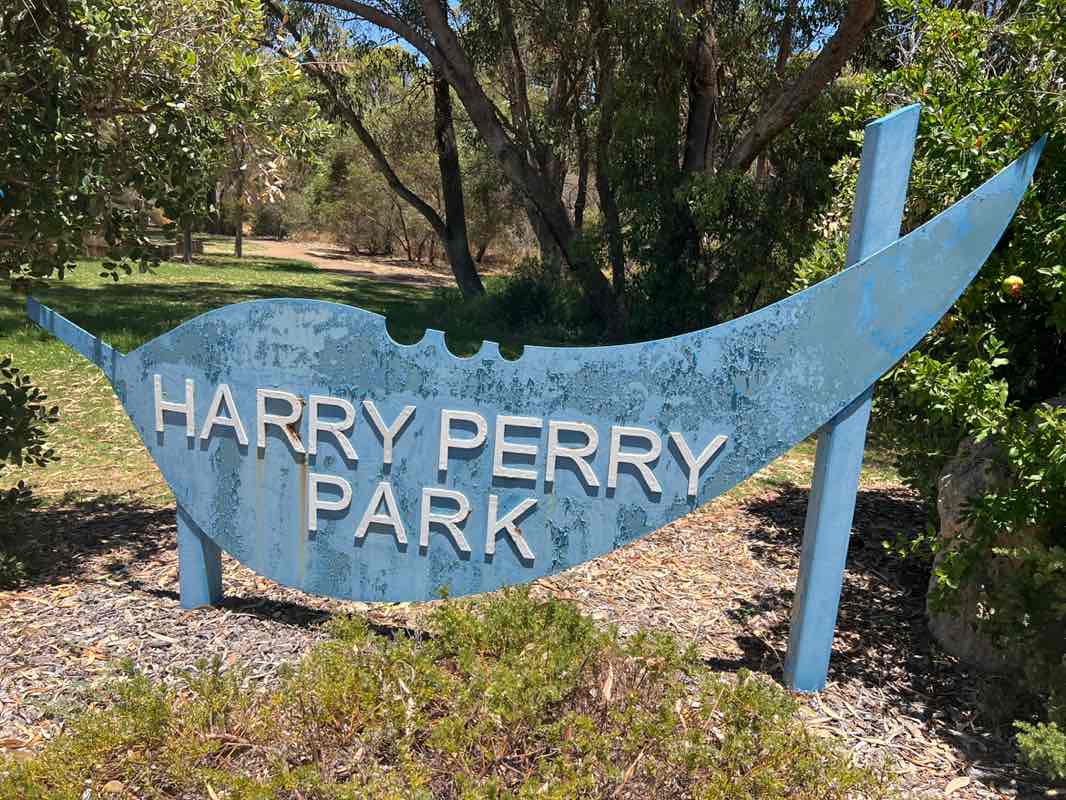 walking near me in Harry Perry Park' in summer