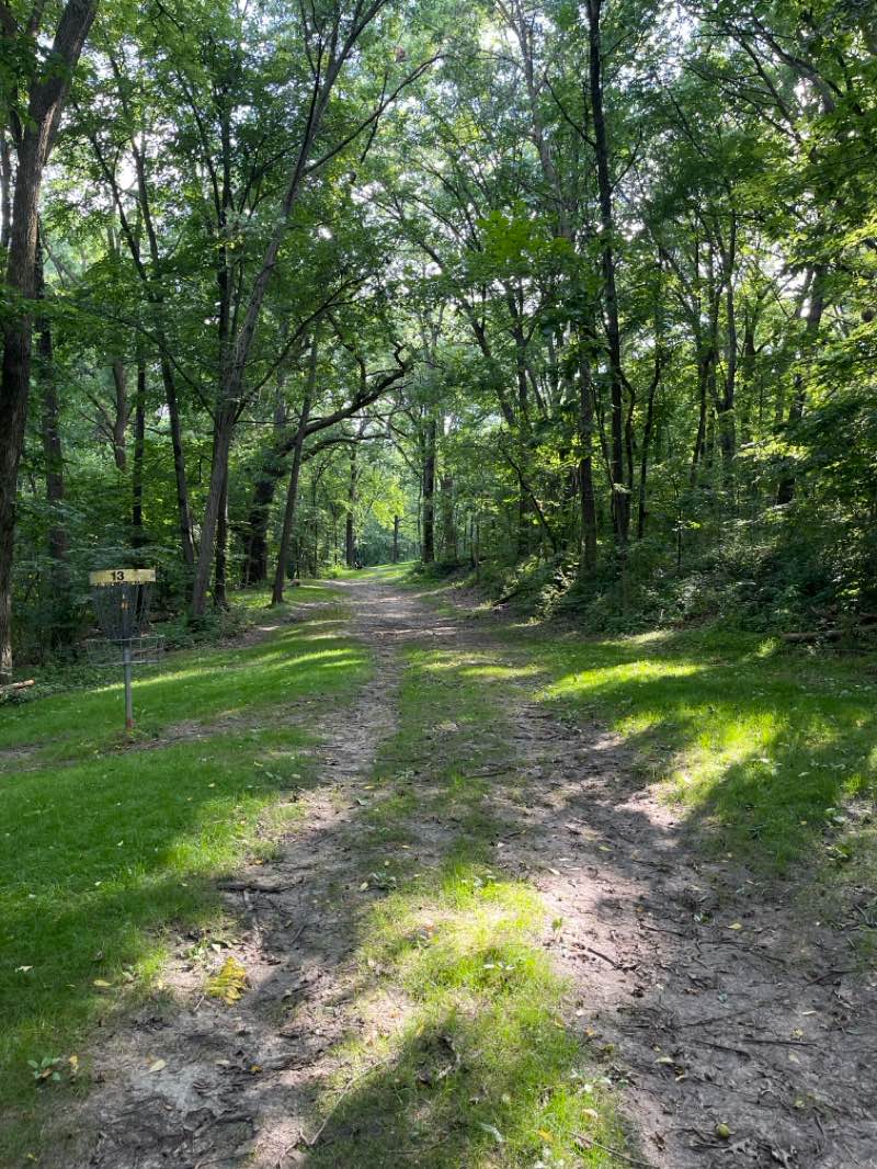 walking near me in Veterans Memorial Park in summer