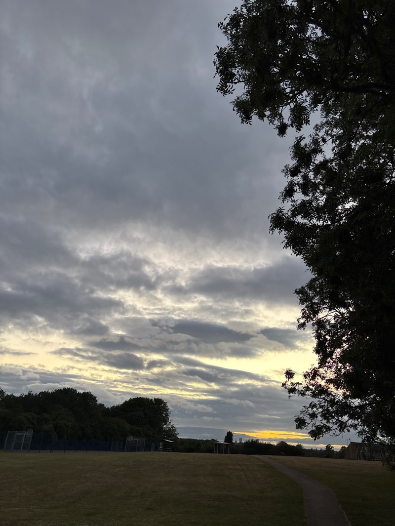 walking near me in Gray's Field in summer
