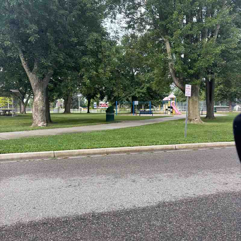 Elizabeth 🇨🇦 Ontario post 2