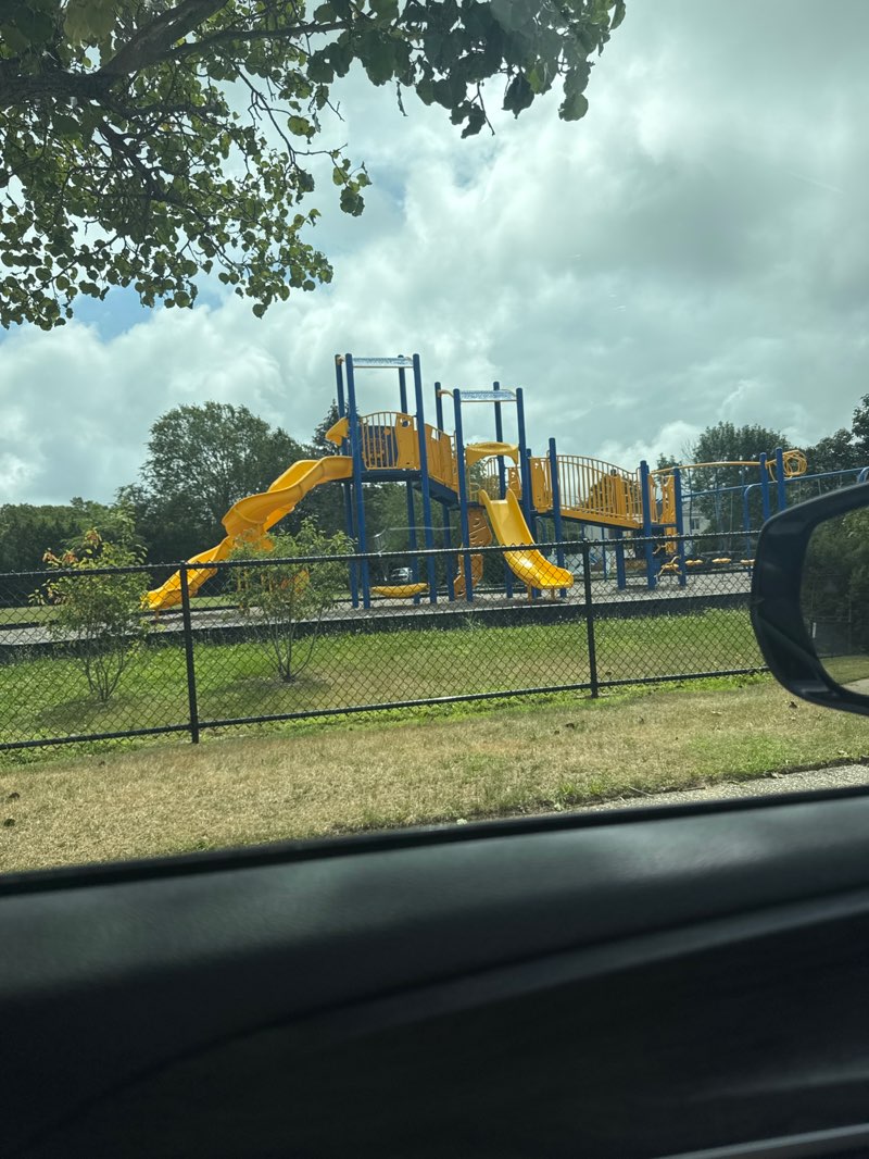 walking near me in Rose Park M-12 in summer