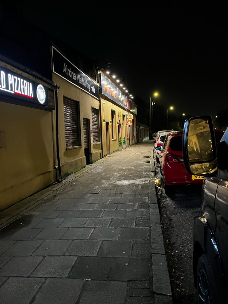 walking near me in Westend Park in winter