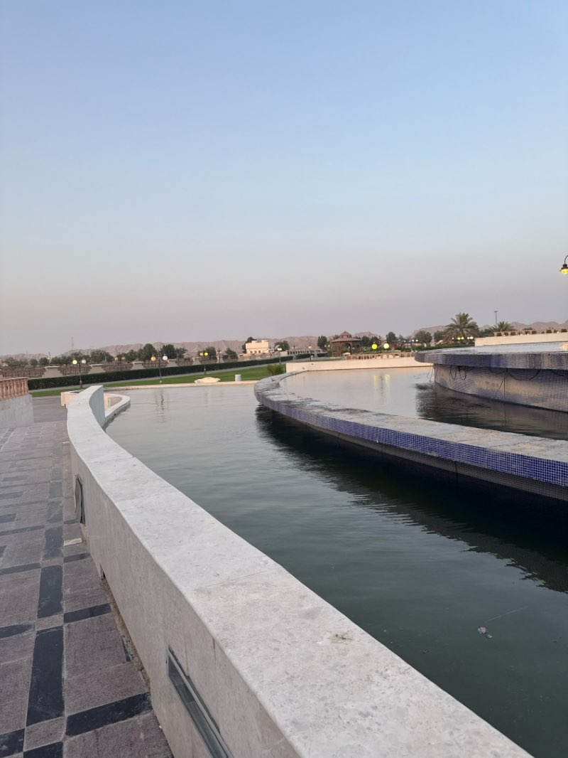 walking near me in حديقة البريمي العامة in spring