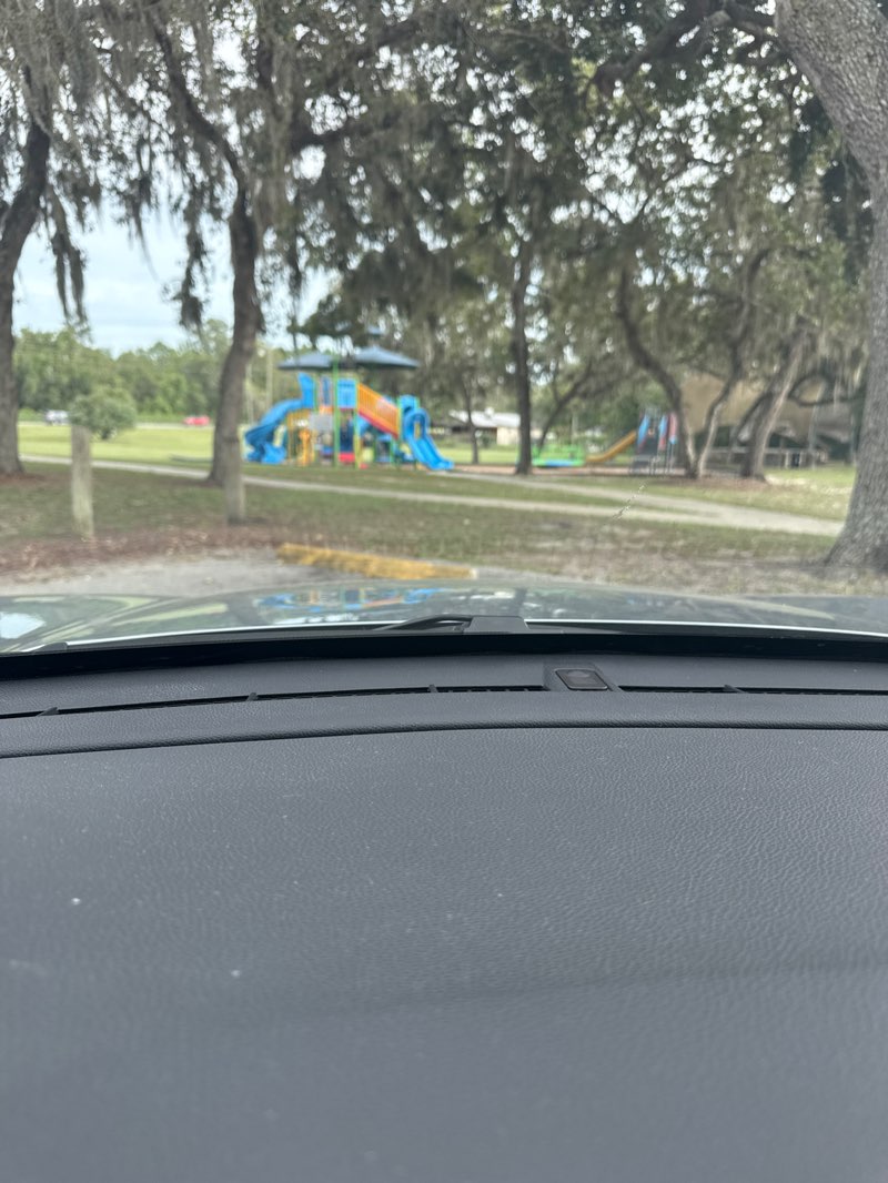walking near me in Elsie Logan Memorial Park in autumn