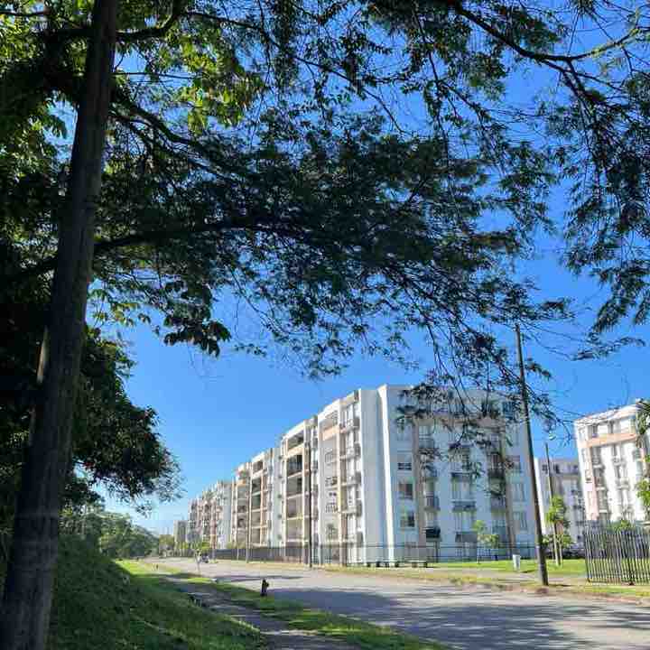 Andres Mauricio Lombo Moreno post 1