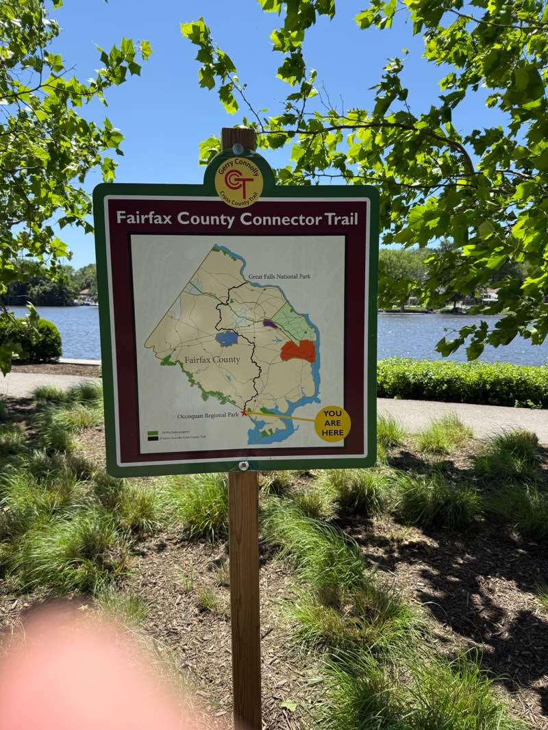 walking near me in Occoquan Regional Park in spring