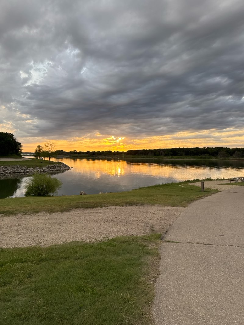 walking near me in Milford State Park in spring