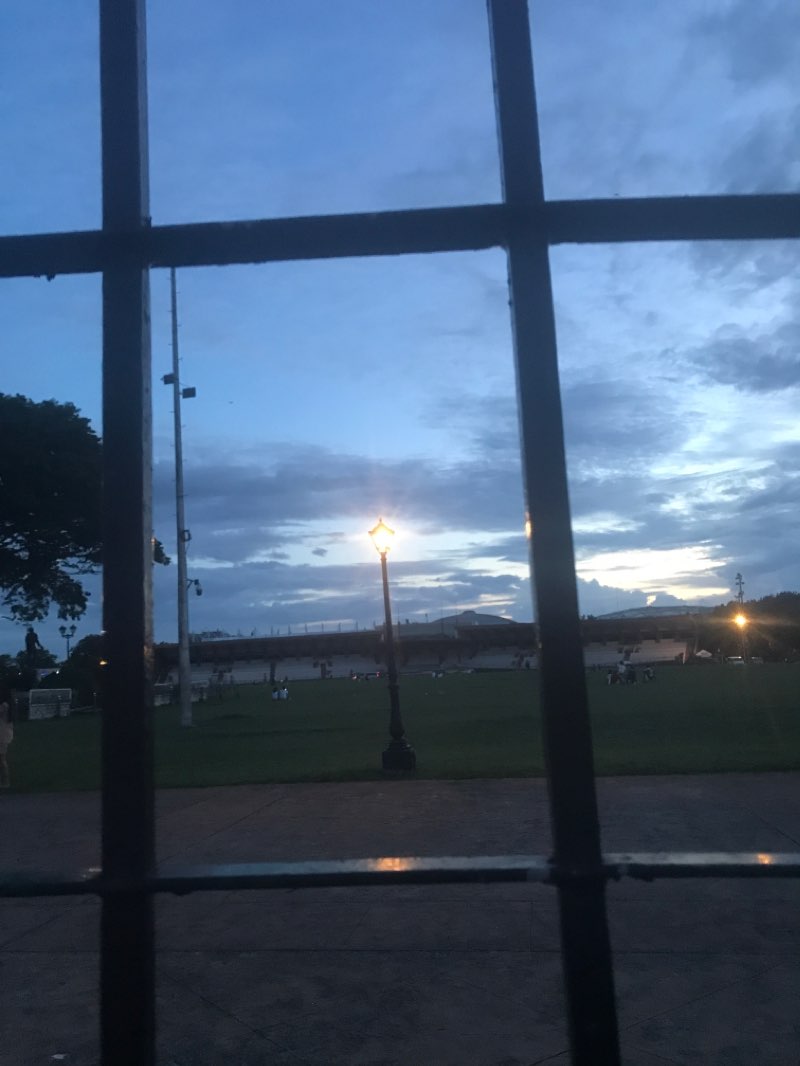 walking near me in Manila Baywalk in summer