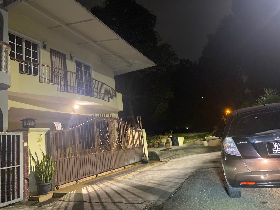 walking near me in Taman Seri Gombak Park in autumn
