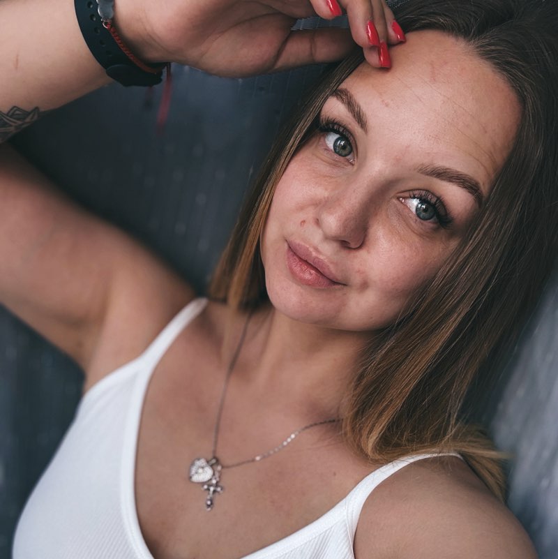 Анна Золотарева icon