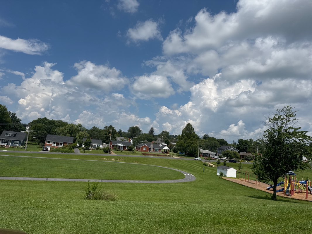 walking near me in Morrison Park in summer