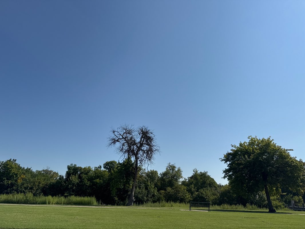 walking near me in Chisholm Trail in autumn