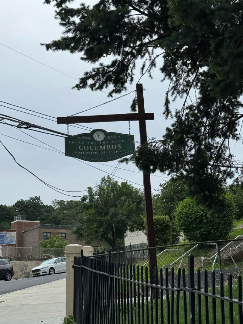 walking near me in Columbus Park in summer