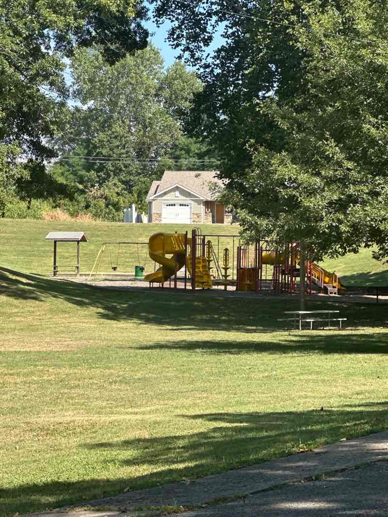 walking near me in Shepard Park in autumn