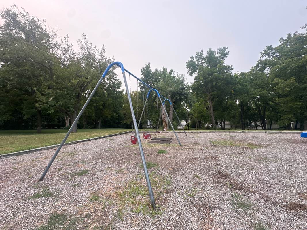 walking near me in Freedom Park in autumn