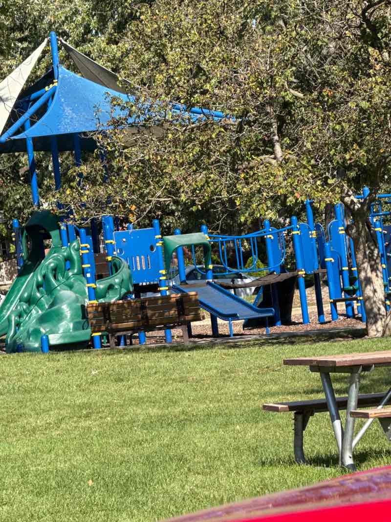 walking near me in Arcadia Park in autumn