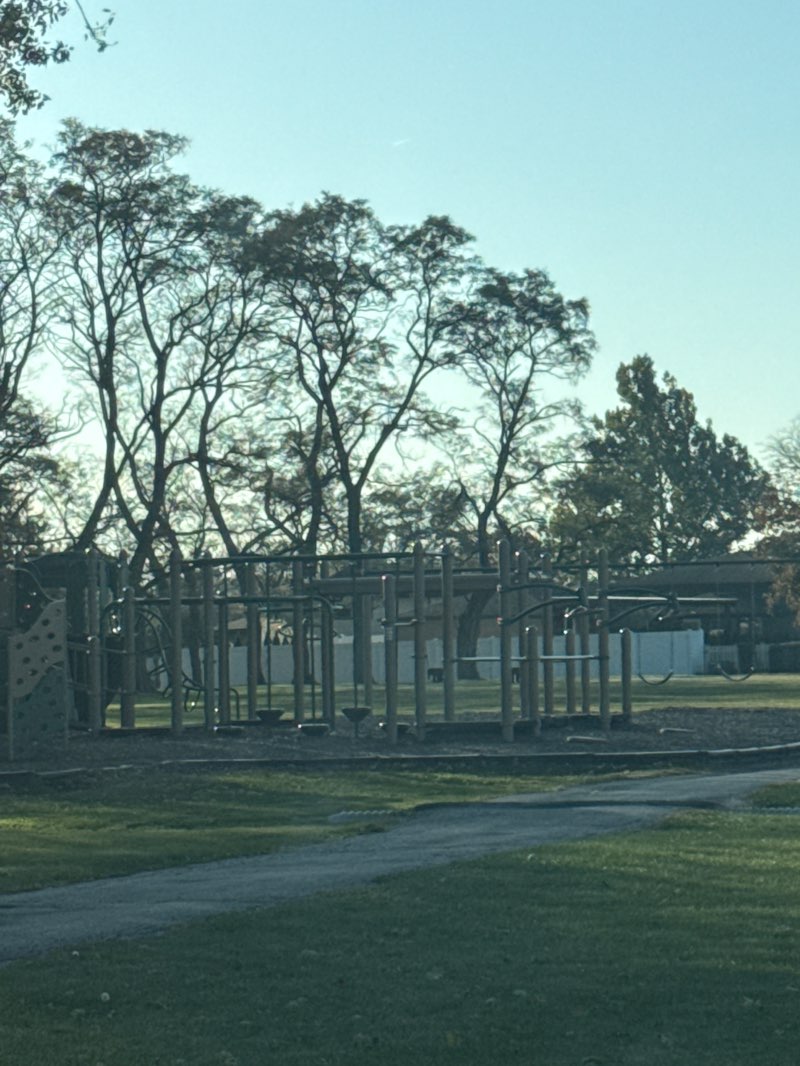 walking near me in Heritage Park in autumn