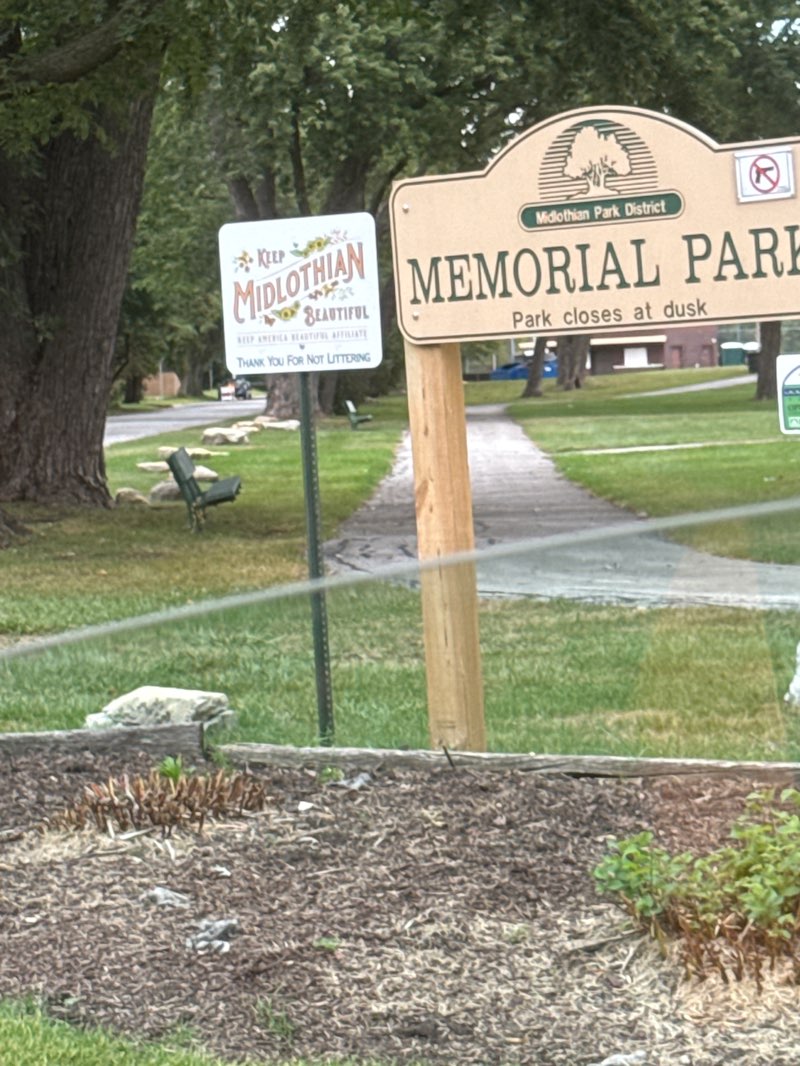 walking near me in Memorial Park in autumn