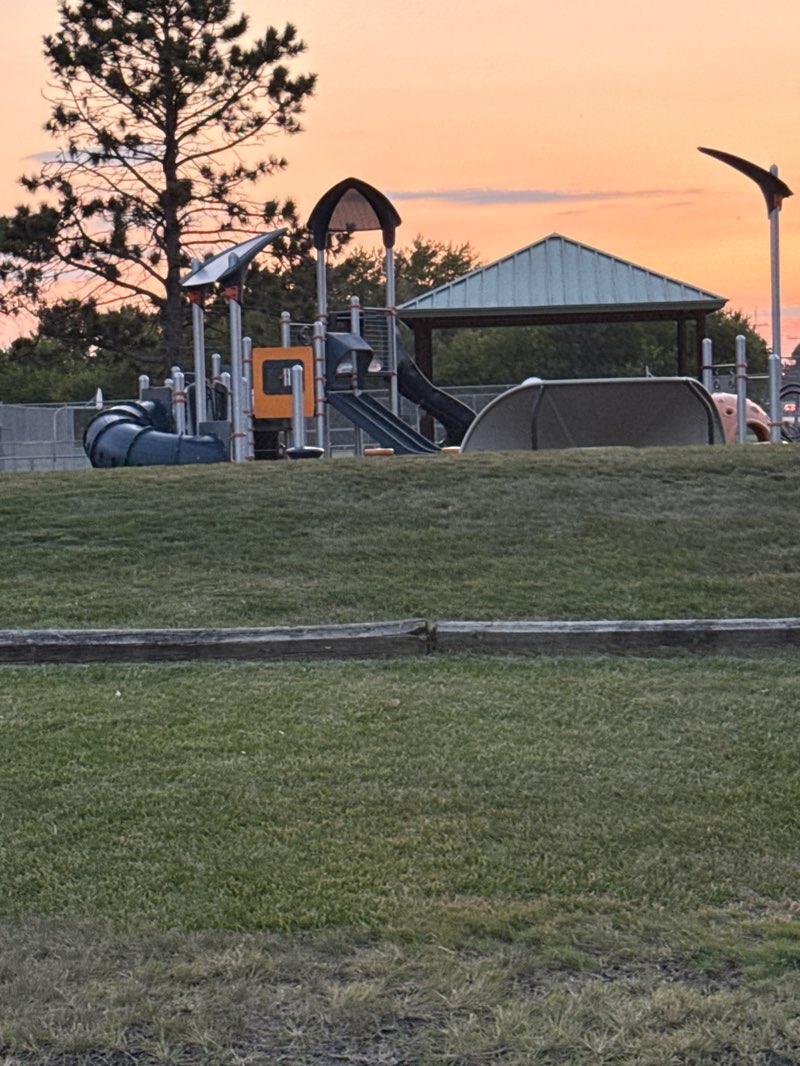 walking near me in Independence Park in autumn