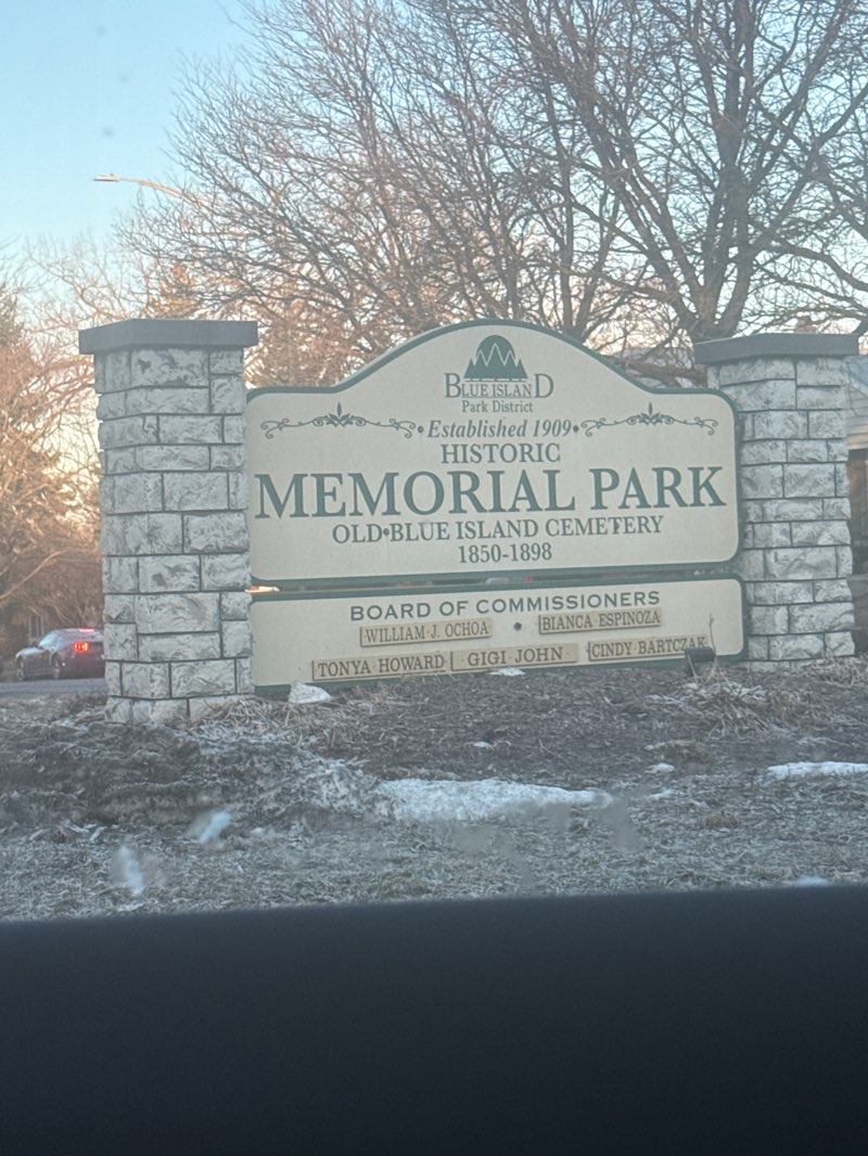 walking near me in Memorial Park in winter