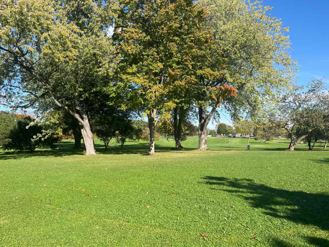walking near me in Lake Park in autumn