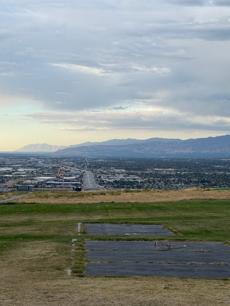 walking near me in Steep Mountain Park in autumn