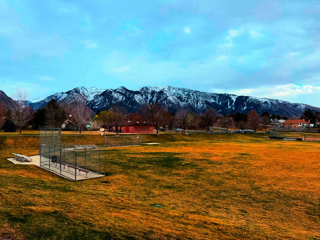walking near me in Falcon Park in spring