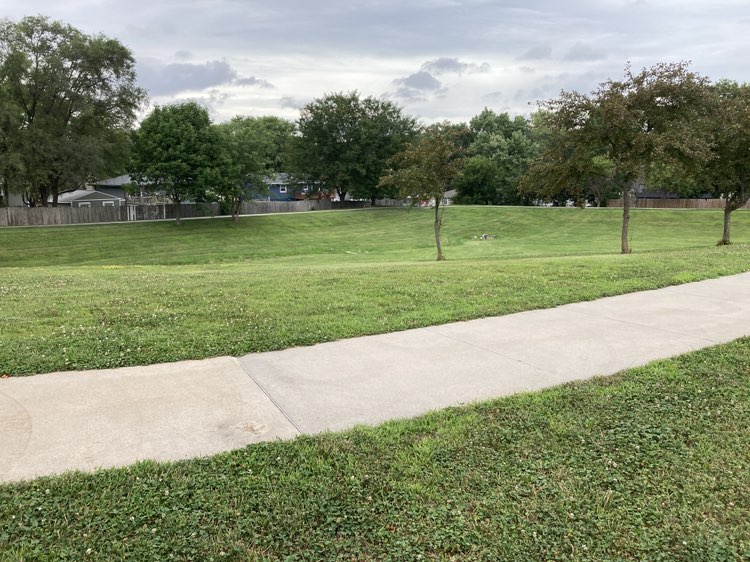 walking near me in Giles Corner in autumn