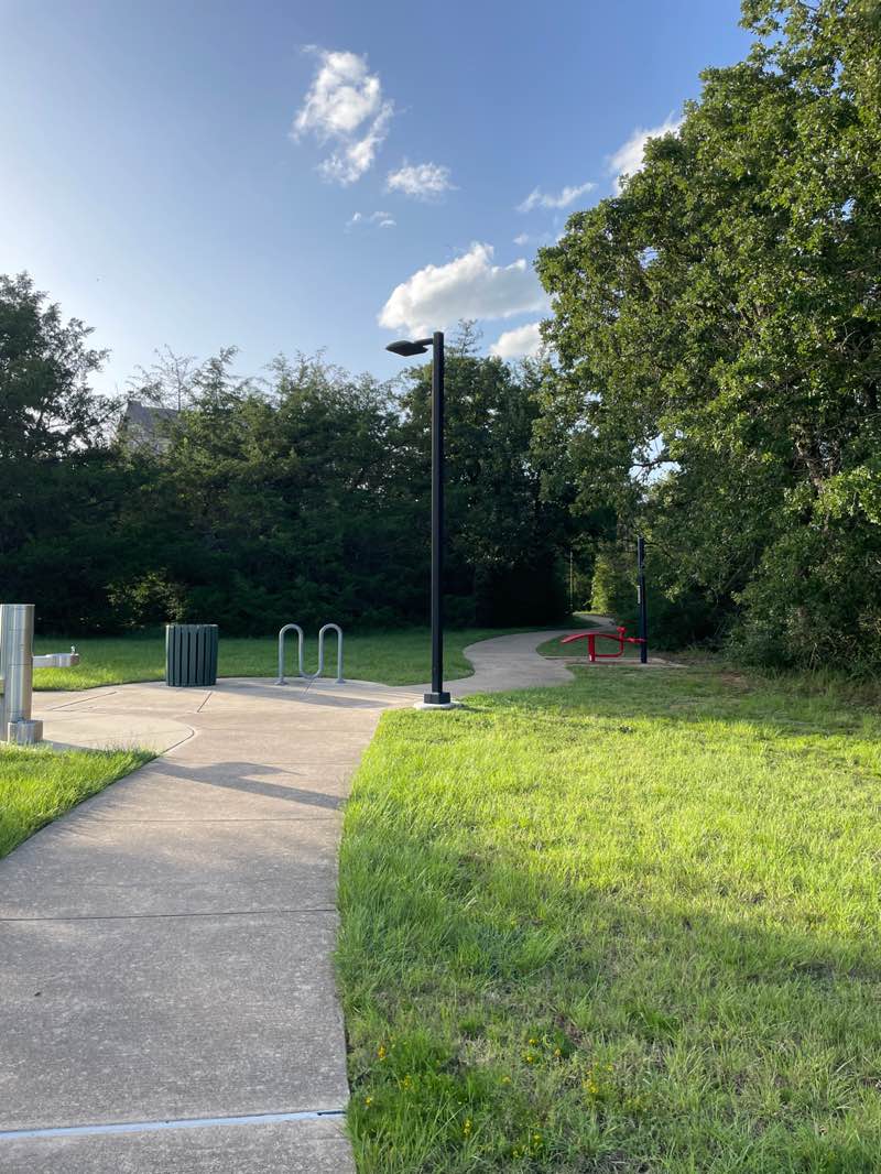 walking near me in Crescent Pointe Park in summer