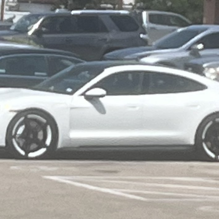 Rainbow 🌈♥️💜🌺💙🌺♥️🌈🙋‍♀️ pierce post image