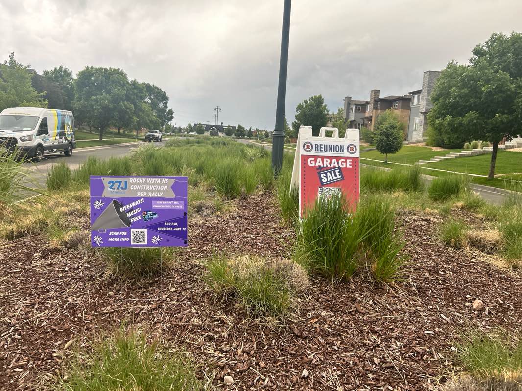 walking near me in Southlawn Park in summer