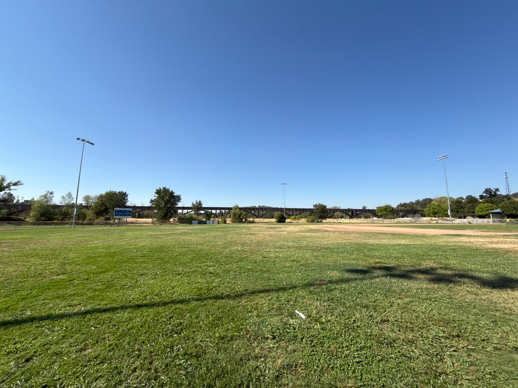 walking near me in Volonte Park in autumn