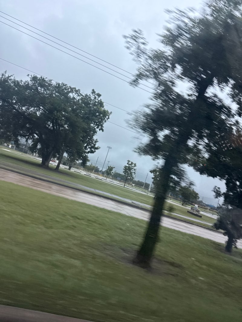 walking near me in Pecan Park in summer