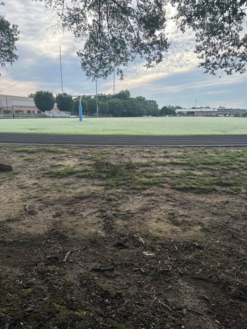 walking near me in Eastern Henrico Recreation Center in summer