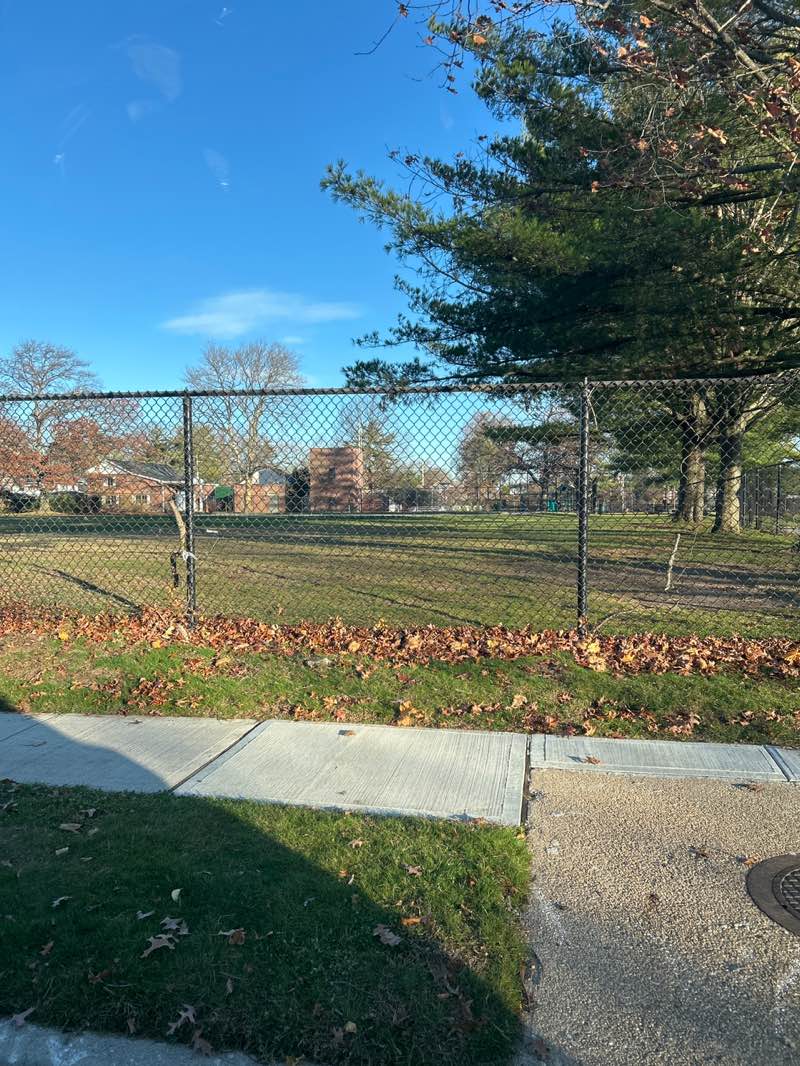 walking near me in Edgemere Park in autumn