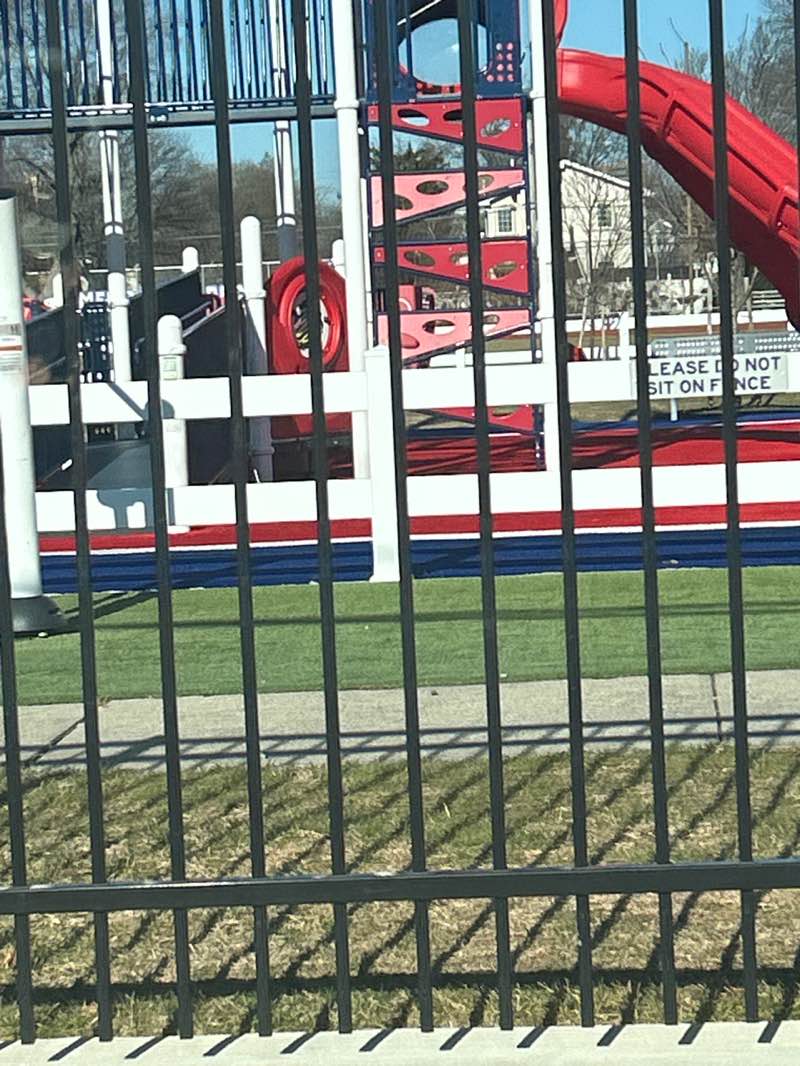 walking near me in New Hyde Park Memorial Park in winter