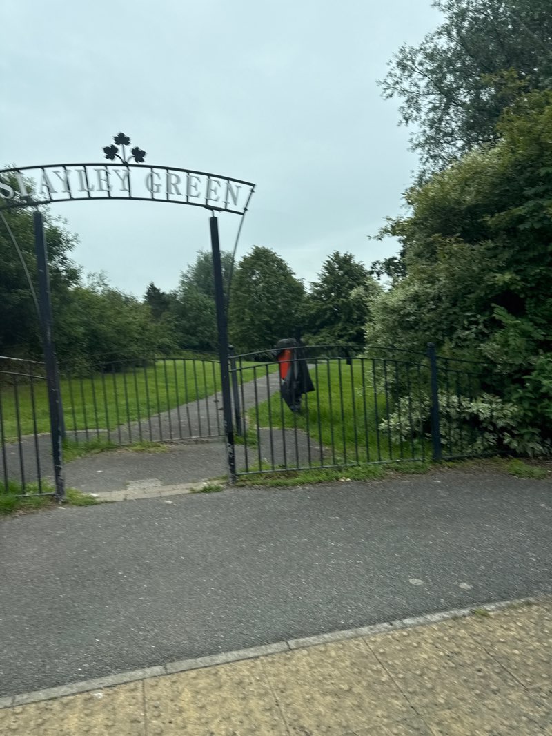 walking near me in Slayley Green in summer