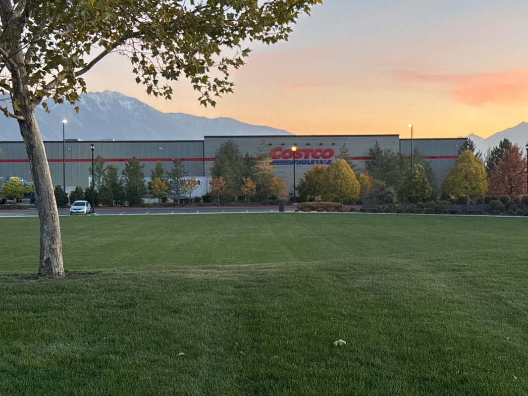 walking near me in North Park in autumn