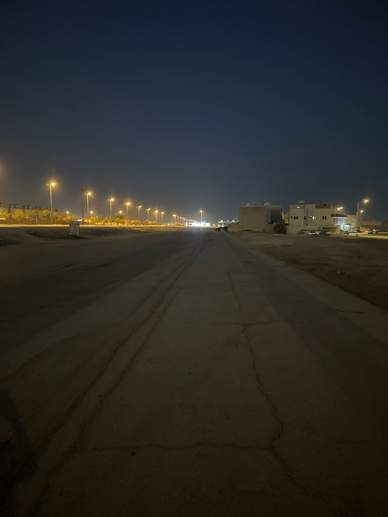 walking near me in Ad Doh Park in autumn