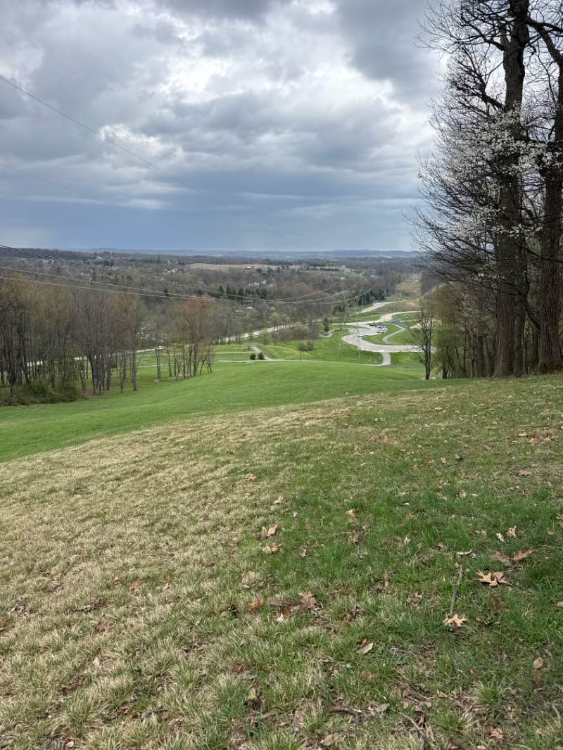 walking near me in North Boundary Park in spring