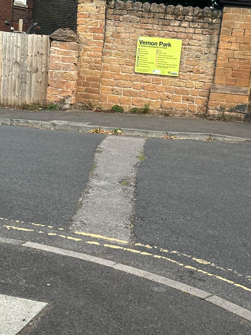 walking near me in Vernon Park in autumn
