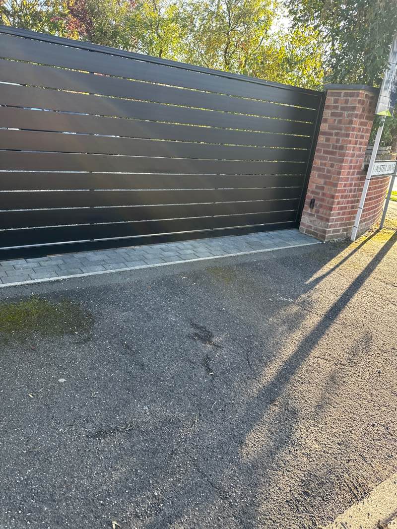 walking near me in Ruddington Lane Recreation Ground in autumn