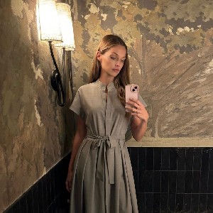 Elizabeth Henderson profile